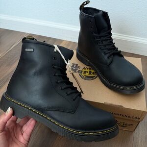 NEW Dr. Martens Unisex Junior 1460 Waterproof Leather Boots - Black - Size 6